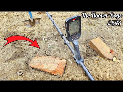 When you see this... STOP! and Dig for Treasure!!