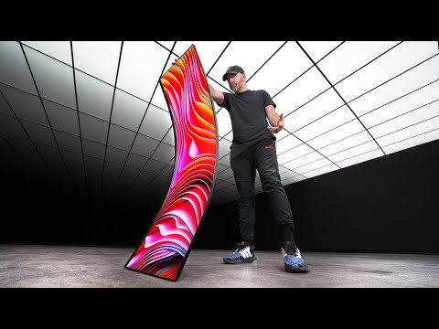 Unboxing Samsung's Mind Bending New Display...
