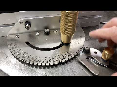 BEGINNER SERIES:  Wnew Miter Gauge Comparison to Standard Miter Gauge