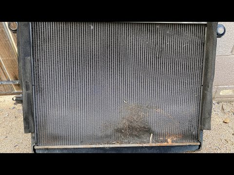 Toyota Land Cruiser 100 Radiator Swap