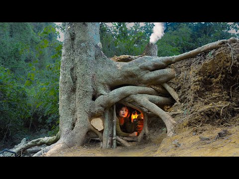 Building a Warm and Cozy Secret Shelter deep inside a great OAK tree, Clay oven. Bushcraft