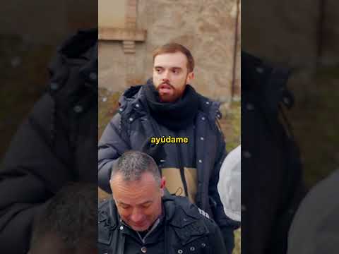 Ladrón ayuda a escapar a un policía