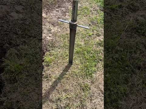 Shovel for digging trenches