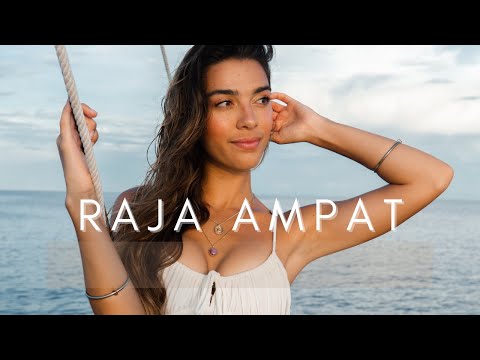 I went on a 3 MILLION DOLLAR yacht trip! (Raja Ampat boat party)