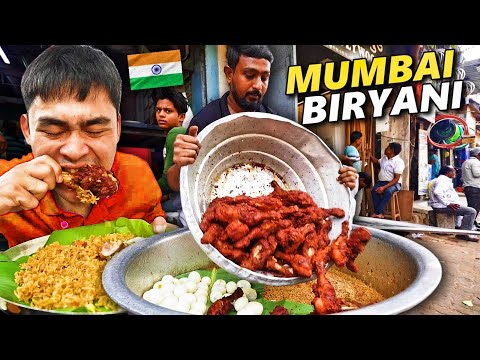 Eating the FAMOUS Slum Biryani in INDIA! Mumbai Slum Street Food Tour!