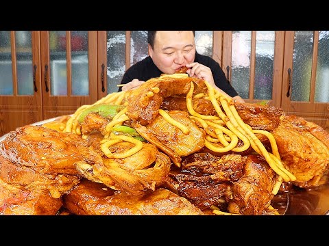 Father-in-law gave a big rooster, Ah Qiang made "Pork Hook Chicken", the spicy Q bomb is addictive！