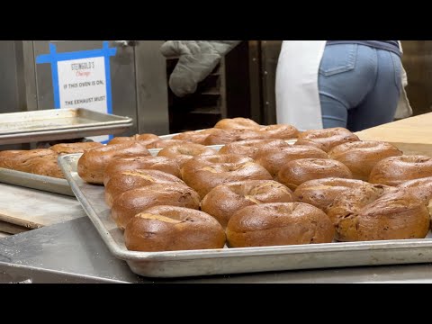 BEST BAGELS IN CHICAGO - STEINGOLD'S DELI