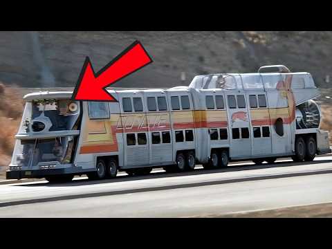 22 Weird Facts About the 1976 Cyclops (The Big Bus)