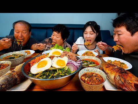 Traditional Korean food! Young Radish Kimchi and Barley Bibimbap - Mukbang eating show