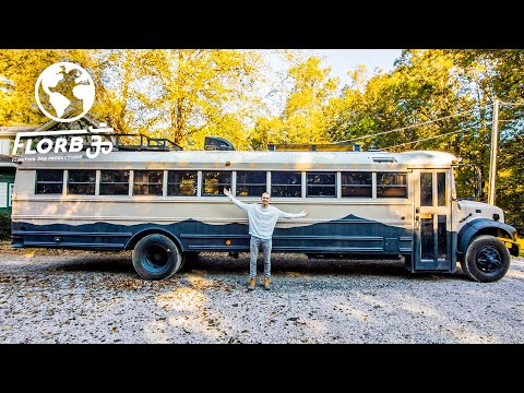 College Student's Bus Conversion Is Nicer than most Apartments
