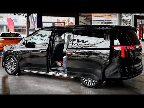 NEW 2025 ZEEKR 009 - The Best 7 Seater Luxury MPV!