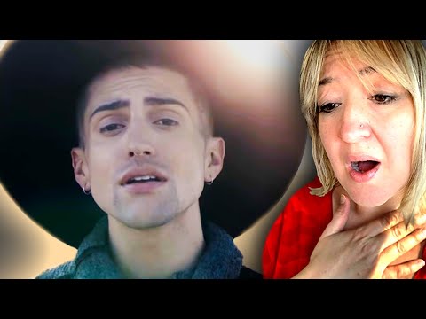 Vocal Coach Mesmerized by Pentatonix - Hallelujah