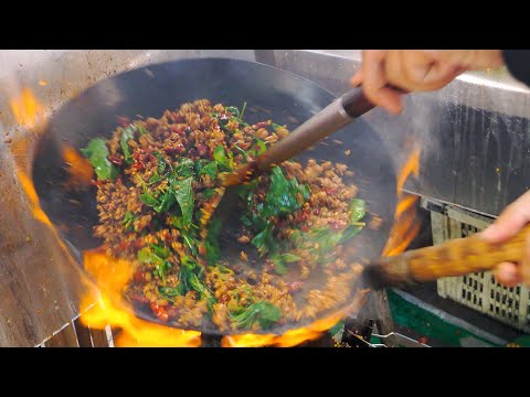 The best value-for-money food made with wok | Thai Street Food