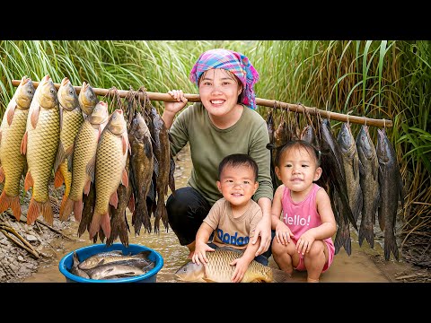 Catching 1000+ Giant Carp in Huge Pond by Hand, Making Smoked Fish & Grilled Fish for my Children