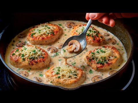 This Mushroom Chicken Will Change Your Dinner Forever! One-Skillet Magic 😋