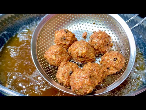 When frying meatballs, remember not to add flour. Let me teach you a trick.