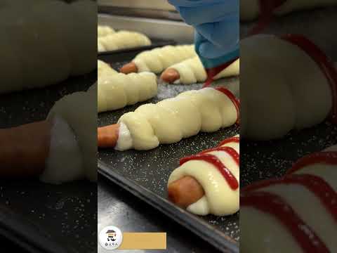 This Tiny Osaka Bakery Makes $20K A Month!