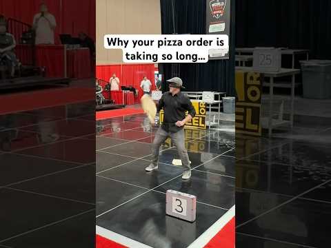 International Pizza Expo, Pizza tossing competition..🍕🍕🍕