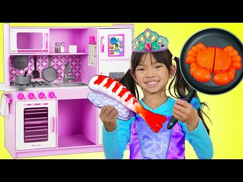 Emma Pretend Play w/ Princess Ariel Costume & Restaurant Kitchen Toys