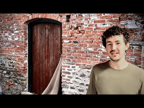 It's 300 Years Old and Wants to Collapse...