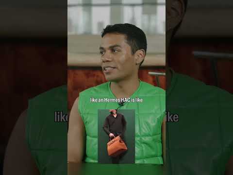 Antoni loves a really big bag 👜 #glovesoff #antoni