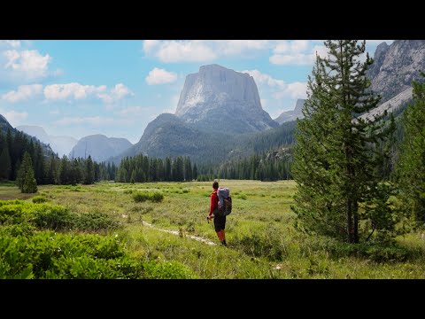 Hiking 80 Miles across the Wind River Range in Wyoming