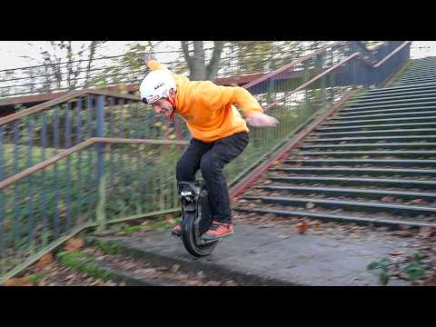 I GOT AN ELECTRIC UNICYCLE AND I LOVE IT - MIND BLOWING FUN!