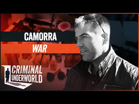 Inside Italy's Mafia War: Surviving Naples' Toughest Streets | Criminal Underworld