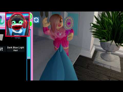 Fizzy Gets Embarrassed at Roblox Royal High