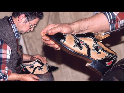 ZAPATOS SERRANOS con CUERO, charol y cosidos con PELO DE JABALÍ. Confección a mano PASO A PASO