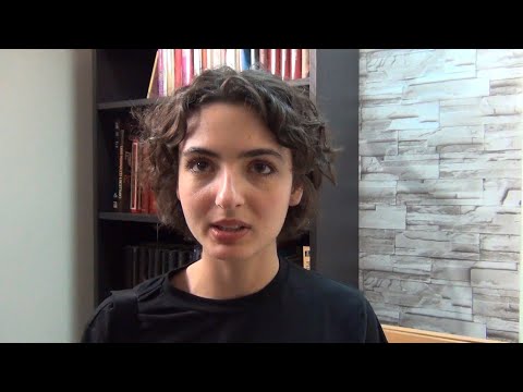 Tecla Insolia tells her story: «Success? I prefer sincerity. And I will sing again»