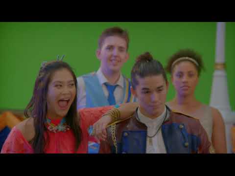 Descendants 2 Bloopers