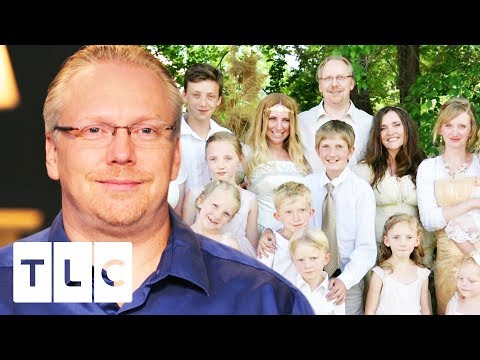 Drew Moves Into A New House With His 3 Wives And Their 15 Children! | Seeking Sister Wife