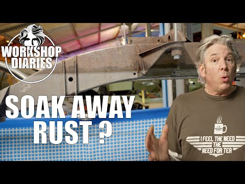 Dunking Our Rusty 1986 Range Rover Chassis in 1935 Litres of Evapo-Rust Ep 60