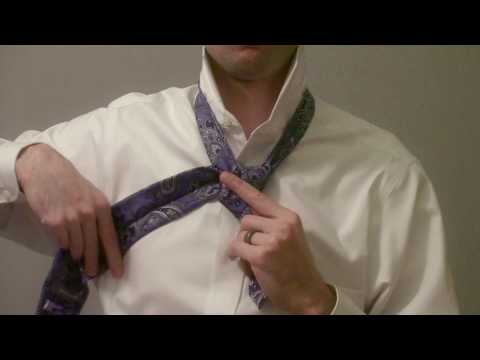 How to Tie a Windsor Knot - 2 minute version