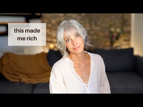 Minimalist Habits that Saved Me Thousands - Minimalism + Saving Money