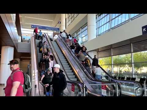 Trump proposes privatizing TSA screening operations