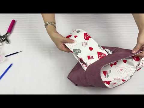 A gift in 13 minutes and only two scraps of fabric | DIY Beautiful gift idea