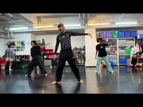 초고수비법! 대공개! 초고추장댄스!!!! 앰비규어스가 장르일 수 밖에 없지!!!