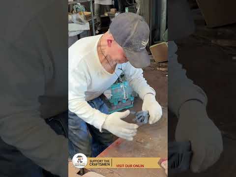 1000 Knives a Day. 69 Year old Japanese Blacksmith