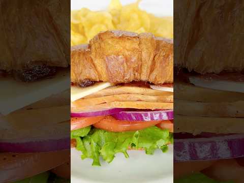 Thanksgiving Leftover Turkey Sandwich 🥪 #turkeysandwich #turkey #croissantsandwich #thanksgiving