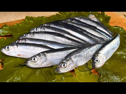 You'll never fry sardines again!  I learned this trick from an old fisherman!