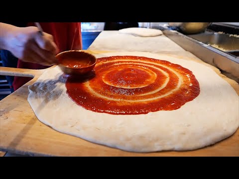 New York City Street Food - ITALIAN PIZZA PIES Slice & Co NYC
