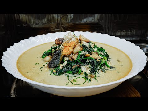 廣東話影片｜香濃魚湯蒜子金銀蛋浸波菜苗｜天氣凍成日食煲仔飯，配個降火菜式先｜如何讓上湯浸菜有更豐富口感，如何製作奶白濃魚湯，如何讓金銀蛋變得更厚的口感，睇完全片就知怎樣做，做得比大部份餐廳都要好吃。