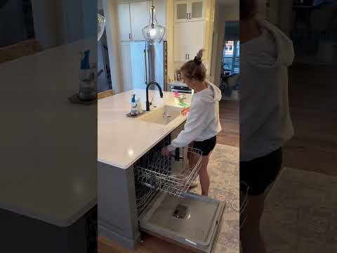 ✨ Cleaning Routine: The Power Hour ✨ #cleanwithme #cleaningmotivation #cleantok