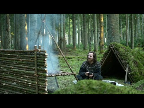 3 days bushcraft trip - making primitive shelter, drying meat, baking bread, homemade axe etc.