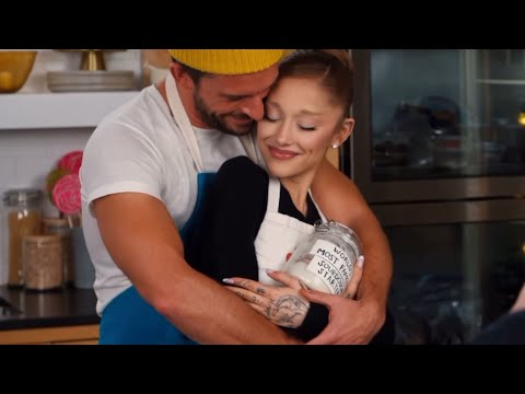 Jonathan Bailey having insane chemistry with literally everyone