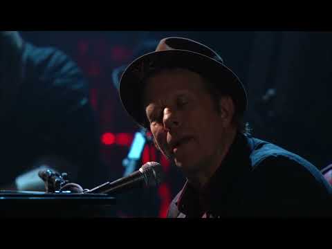 Tom Waits - Rock and Roll Hall of Fame Induction 2011 Complete HD