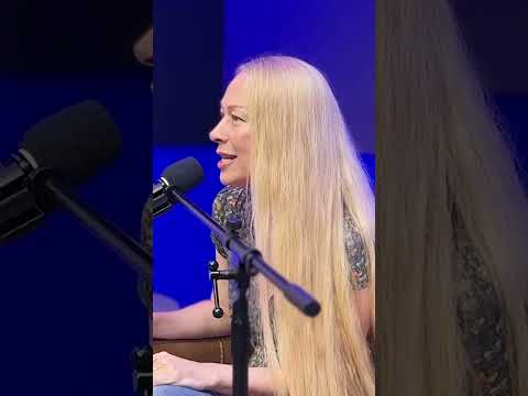 Setting the record straight - is Riley Green dating anyone?  #Rileygreen #dating #countrymusic