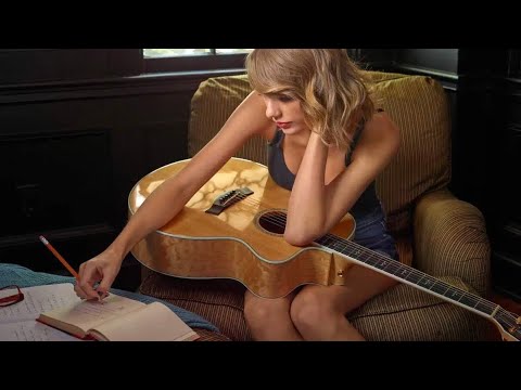 Original Taylor Swift Lyrics THAT DIDN’T MAKE THE ALBUM (Blank Space, All Too Well + more)